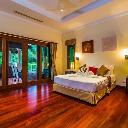 Lakewood Hills Villa By Lofty Phuket ภายนอก รูปภาพ